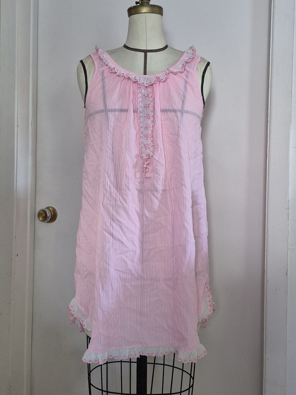 Vintage Classic Pink Sleeveless Nightgown - Women's Intimates